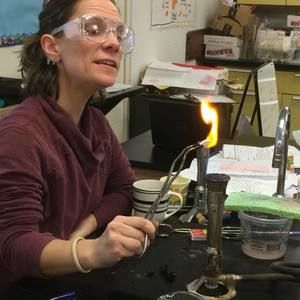 Meet your Posher, Elisa